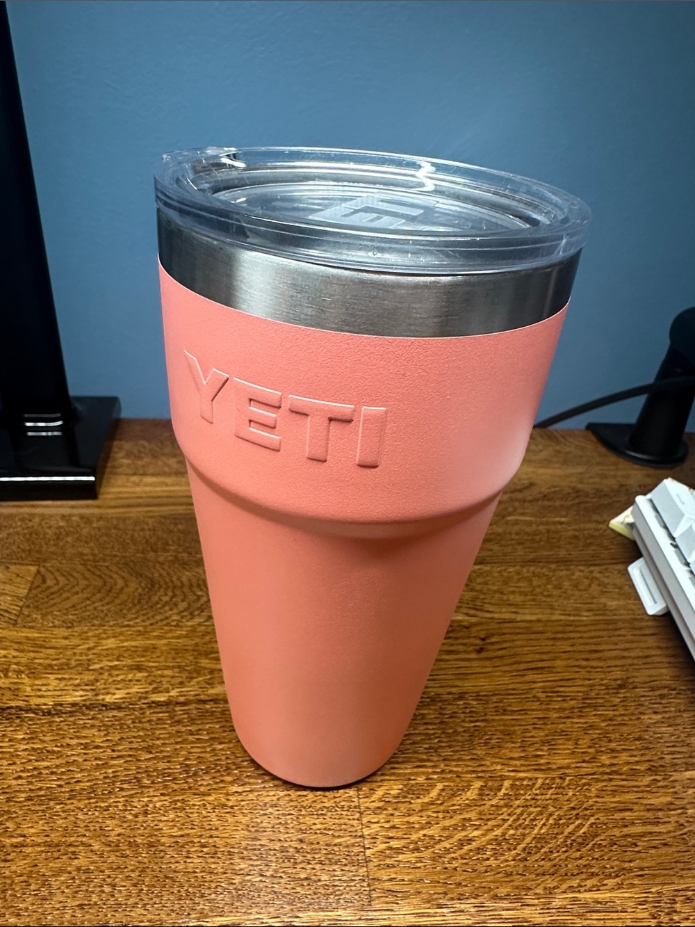 Yeti 26oz Pint - Coral